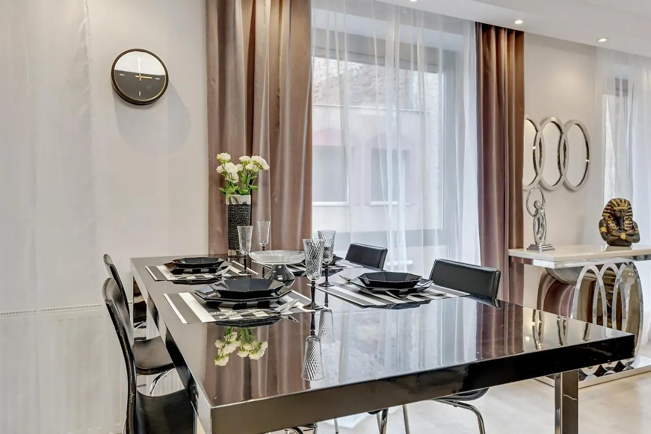 Downtown Apartments Stara Winiarnia Gdańsk 0*,